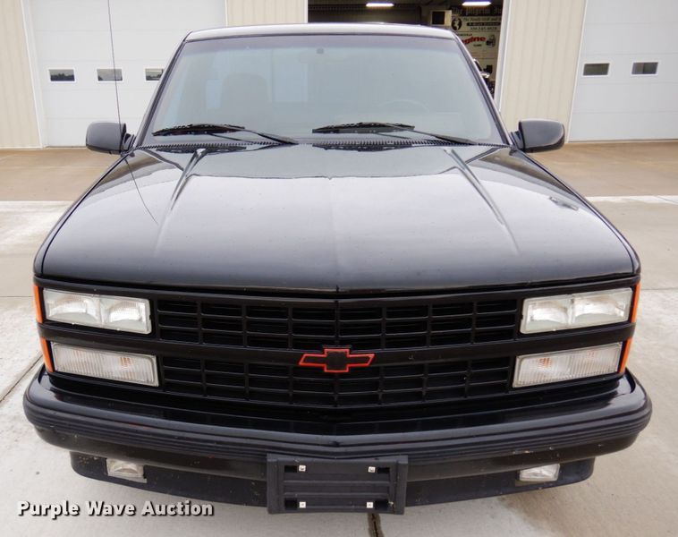 image for item MH9156 1990 Chevrolet C1500 SS  pickup truck
