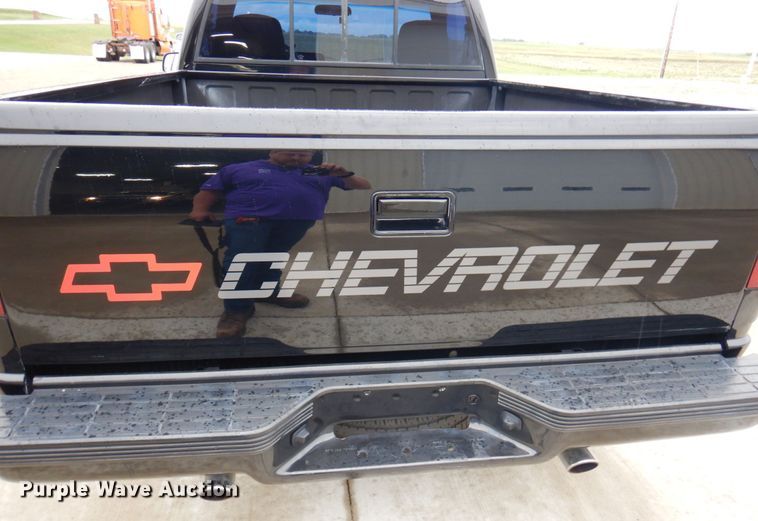 image for item MH9156 1990 Chevrolet C1500 SS  pickup truck