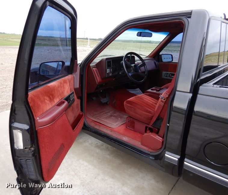 image for item MH9156 1990 Chevrolet C1500 SS  pickup truck