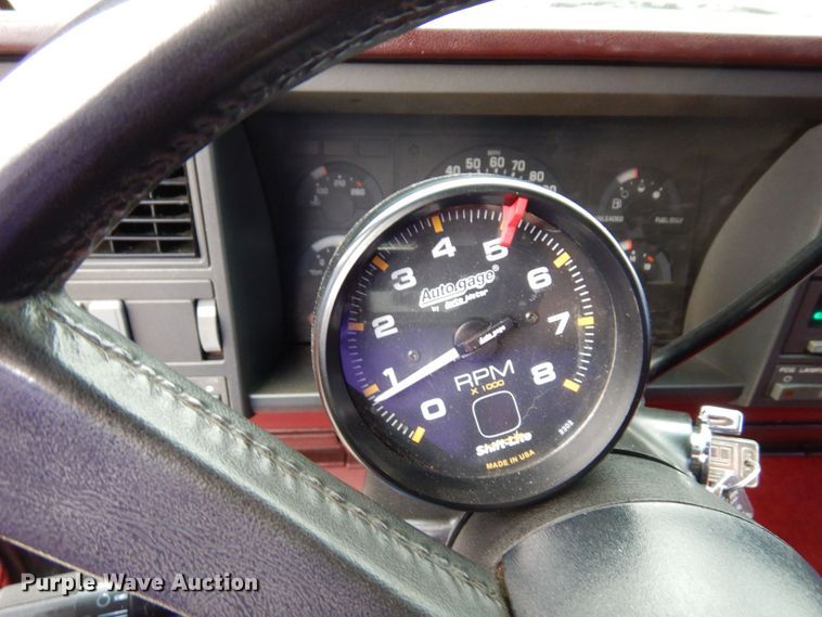 image for item MH9156 1990 Chevrolet C1500 SS  pickup truck