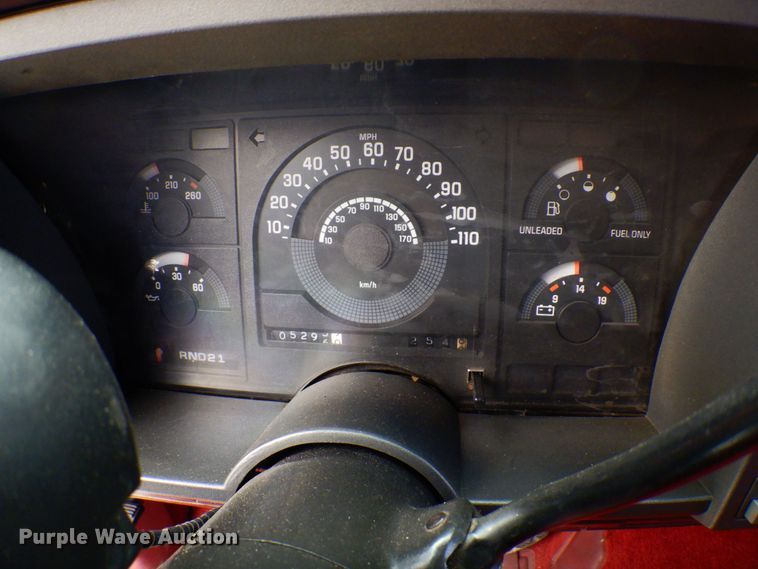 image for item MH9156 1990 Chevrolet C1500 SS  pickup truck