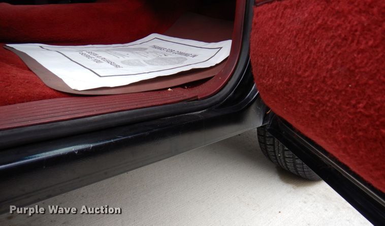 image for item MH9156 1990 Chevrolet C1500 SS  pickup truck