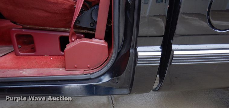 image for item MH9156 1990 Chevrolet C1500 SS  pickup truck