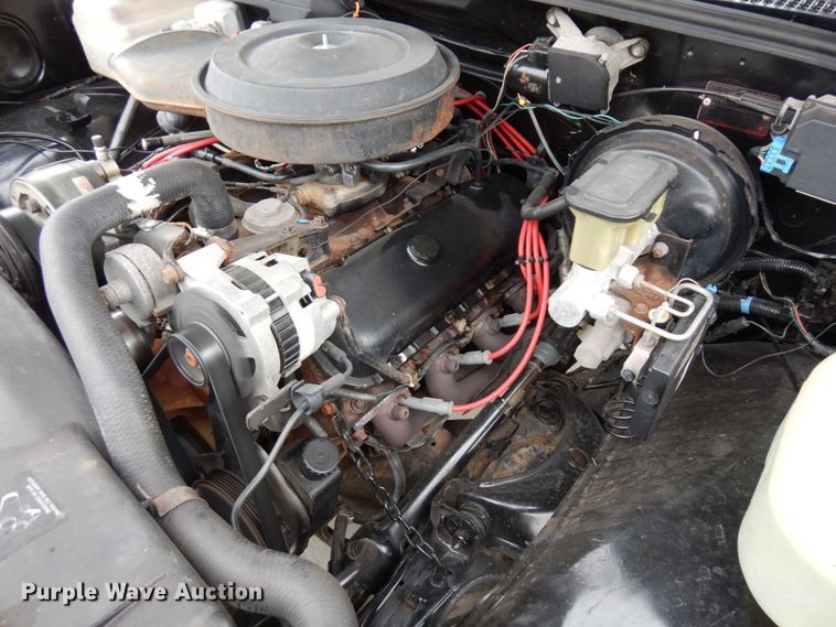 image for item MH9156 1990 Chevrolet C1500 SS  pickup truck