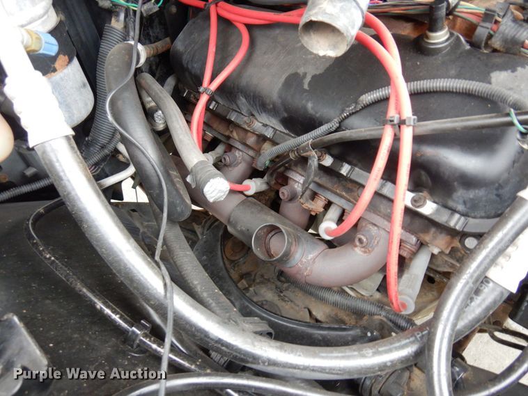 image for item MH9156 1990 Chevrolet C1500 SS  pickup truck