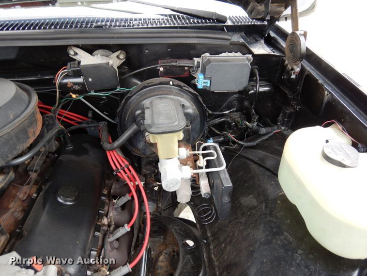 image for item MH9156 1990 Chevrolet C1500 SS  pickup truck