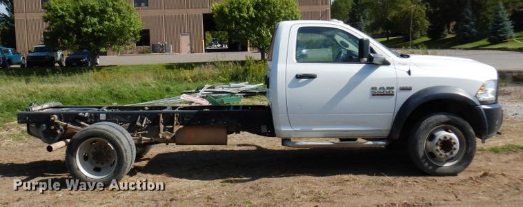 image for item MH9209 2016 Dodge Ram 5500HD  truck cab and chassis