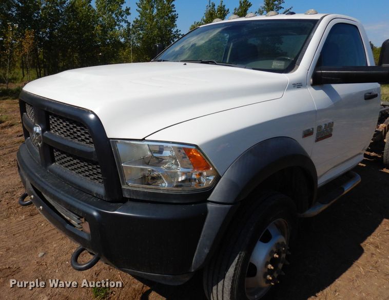 image for item MH9209 2016 Dodge Ram 5500HD  truck cab and chassis