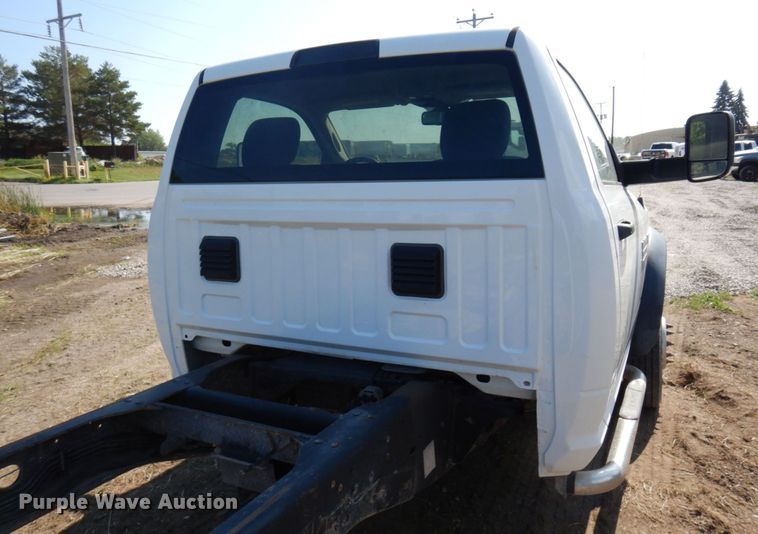 image for item MH9209 2016 Dodge Ram 5500HD  truck cab and chassis
