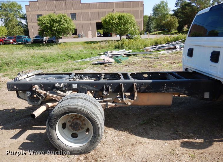 image for item MH9209 2016 Dodge Ram 5500HD  truck cab and chassis