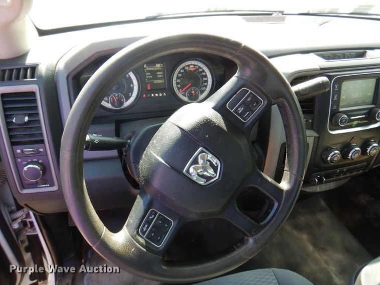 image for item MH9209 2016 Dodge Ram 5500HD  truck cab and chassis