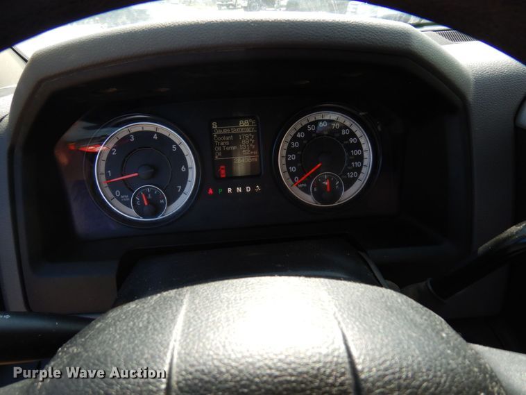 image for item MH9209 2016 Dodge Ram 5500HD  truck cab and chassis