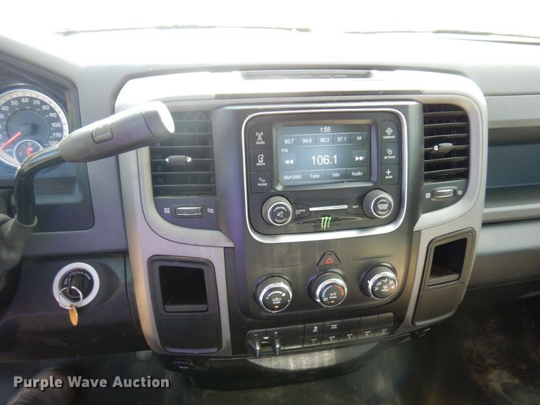 image for item MH9209 2016 Dodge Ram 5500HD  truck cab and chassis