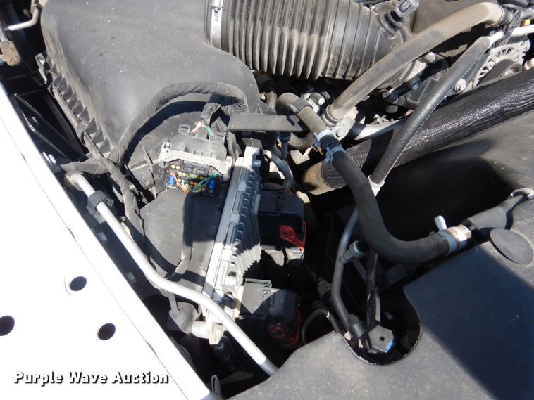 image for item MH9209 2016 Dodge Ram 5500HD  truck cab and chassis