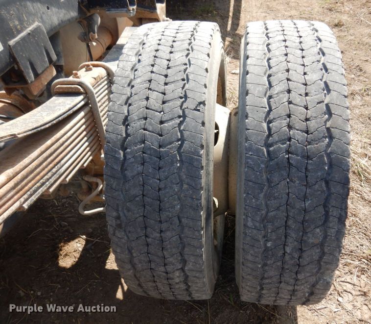 image for item MH9209 2016 Dodge Ram 5500HD  truck cab and chassis