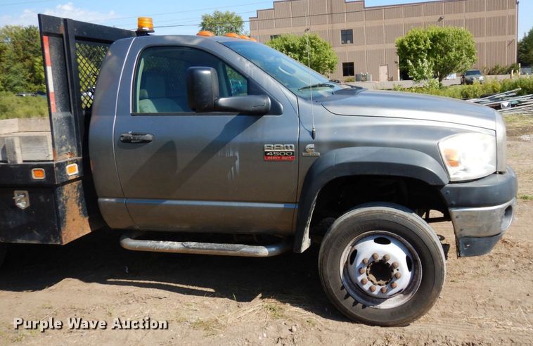 image for item MH9210 2008 Dodge Ram 4500HD  flatbed truck