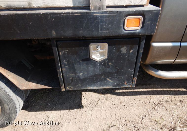 image for item MH9210 2008 Dodge Ram 4500HD  flatbed truck