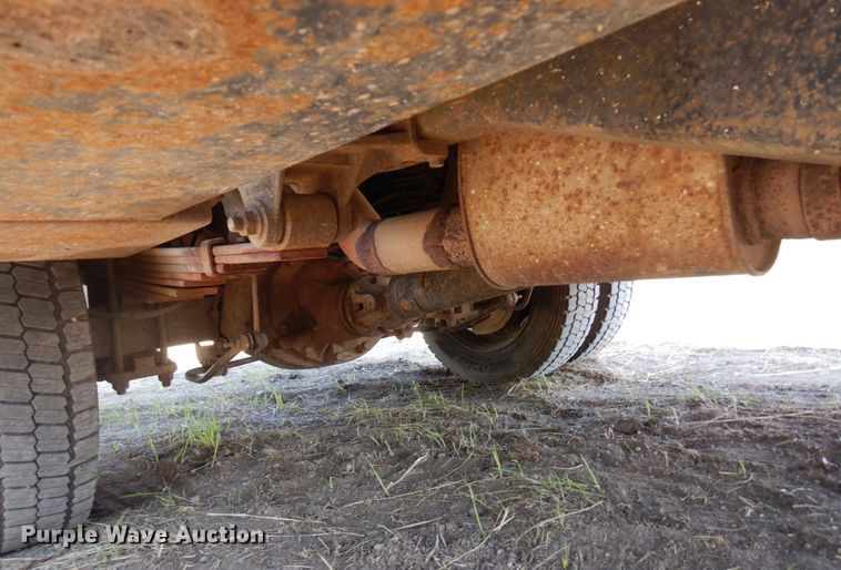 image for item MH9210 2008 Dodge Ram 4500HD  flatbed truck