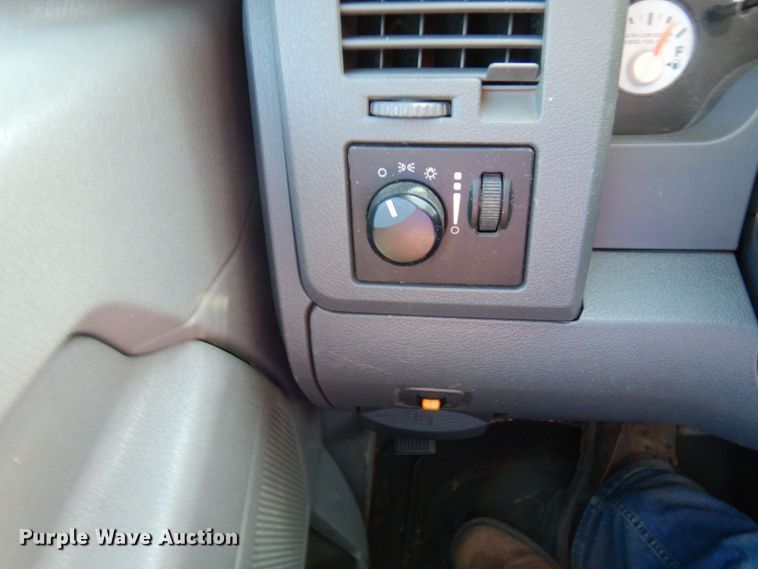 image for item MH9210 2008 Dodge Ram 4500HD  flatbed truck