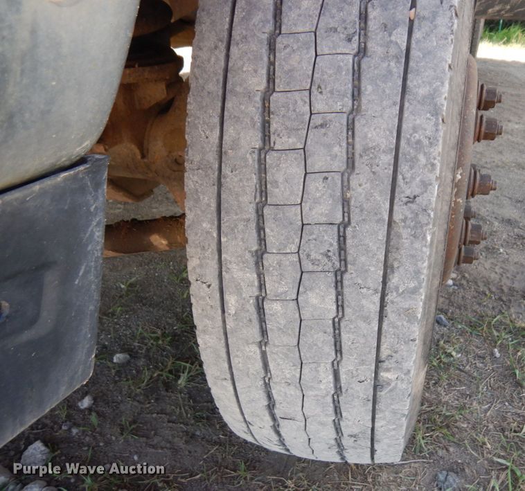 image for item MH9210 2008 Dodge Ram 4500HD  flatbed truck