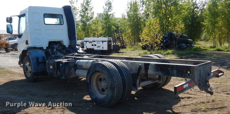 image for item MH9215 2015 Kenworth K370  truck cab and chassis