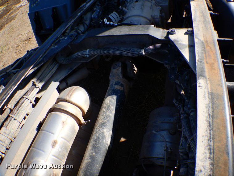 image for item MH9215 2015 Kenworth K370  truck cab and chassis