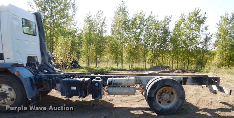 image for item MH9215 2015 Kenworth K370  truck cab and chassis