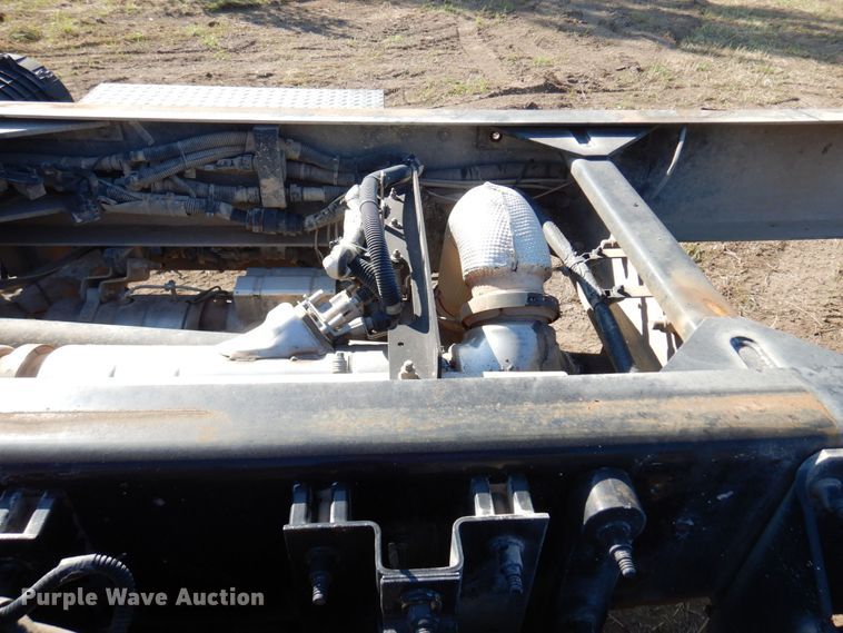 image for item MH9215 2015 Kenworth K370  truck cab and chassis