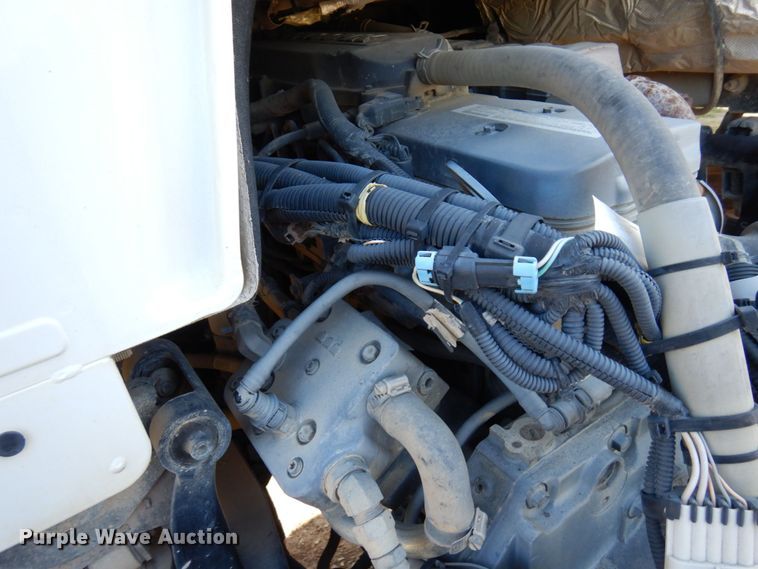 image for item MH9215 2015 Kenworth K370  truck cab and chassis