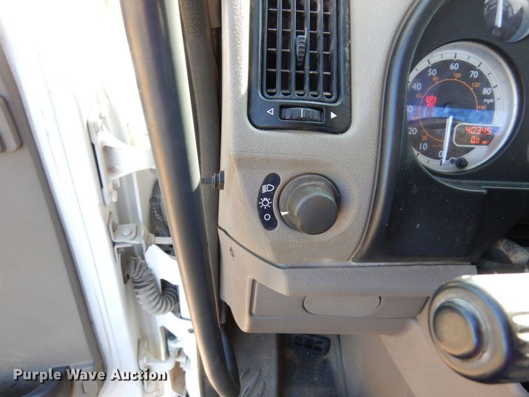 image for item MH9215 2015 Kenworth K370  truck cab and chassis