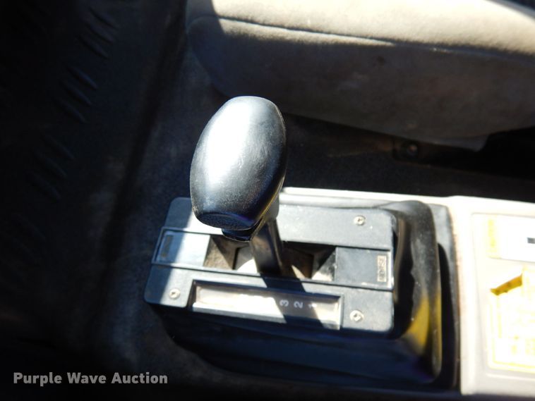 image for item MH9215 2015 Kenworth K370  truck cab and chassis