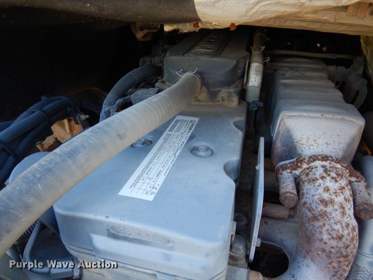 image for item MH9215 2015 Kenworth K370  truck cab and chassis