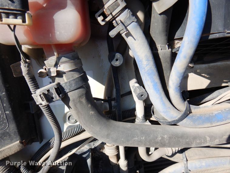 image for item MH9215 2015 Kenworth K370  truck cab and chassis