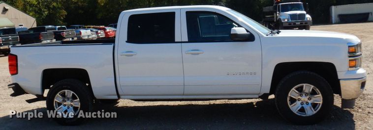 image for item MH9217 2015 Chevrolet Silverado 1500  Crew Cab pickup truck