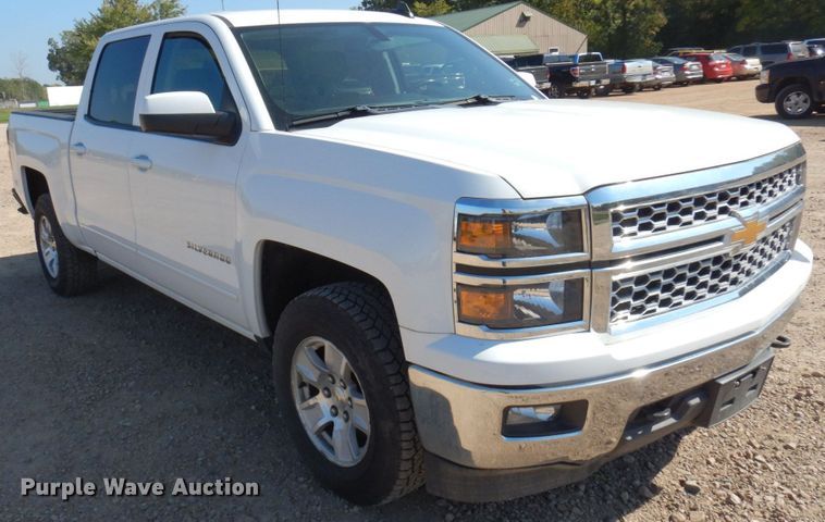 image for item MH9217 2015 Chevrolet Silverado 1500  Crew Cab pickup truck