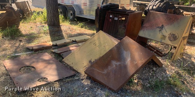 image for item MH9789 1989 Case W30  wheel loader parts