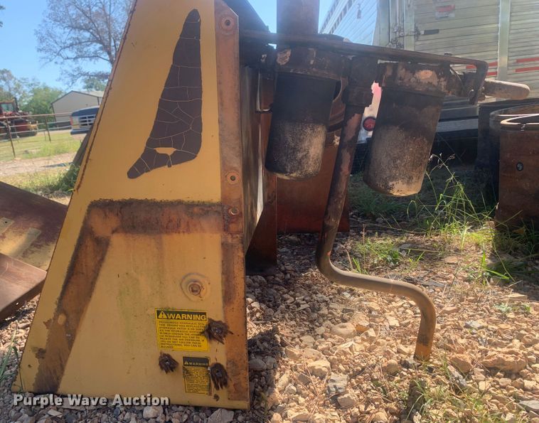 image for item MH9789 1989 Case W30  wheel loader parts