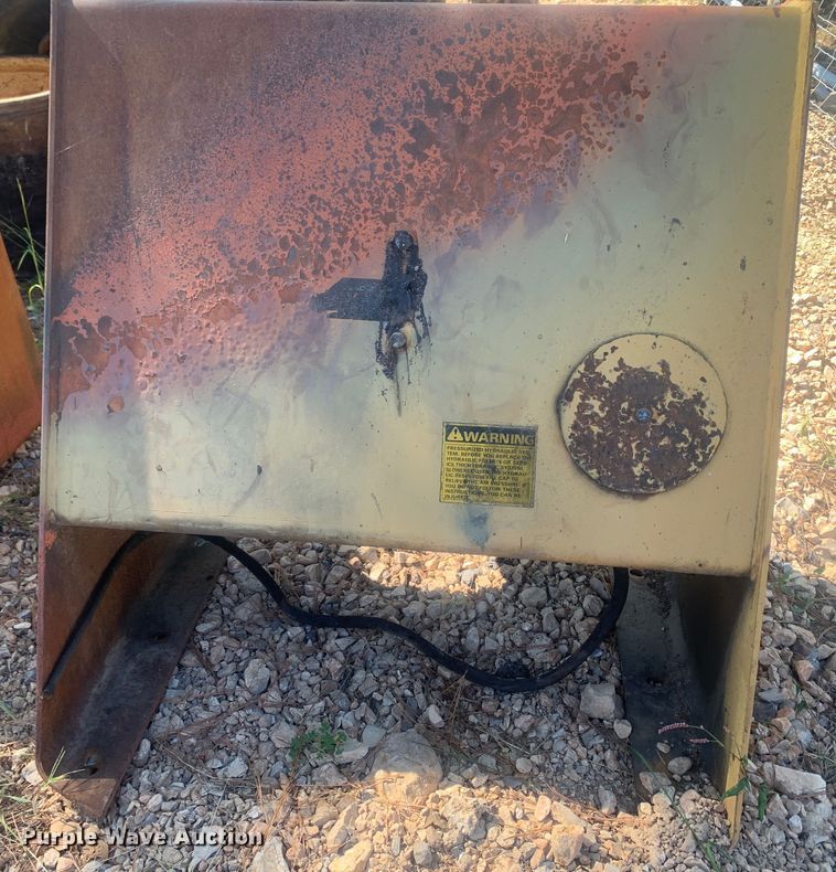 image for item MH9789 1989 Case W30  wheel loader parts