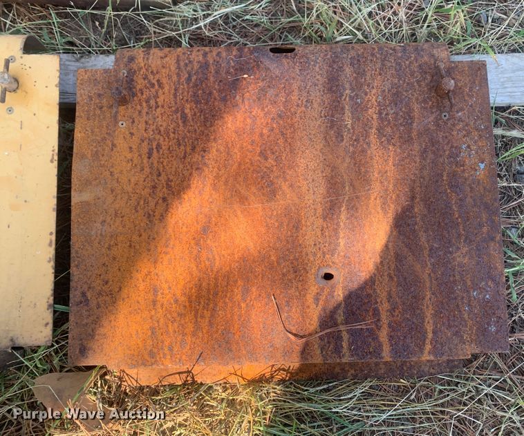 image for item MH9789 1989 Case W30  wheel loader parts