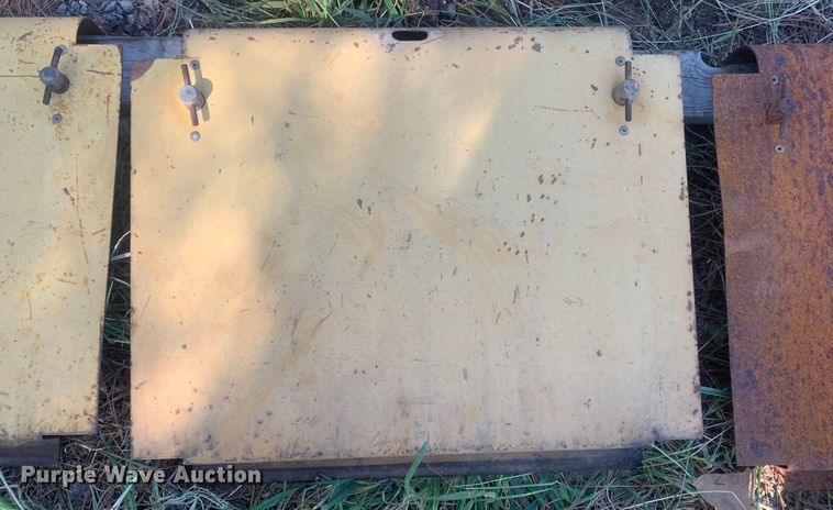 image for item MH9789 1989 Case W30  wheel loader parts