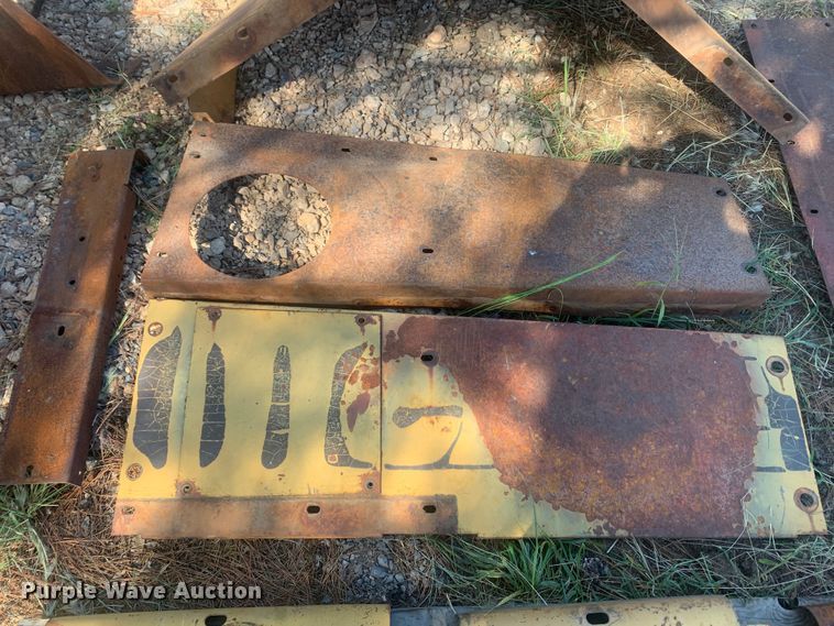 image for item MH9789 1989 Case W30  wheel loader parts