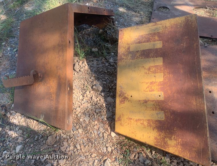 image for item MH9789 1989 Case W30  wheel loader parts