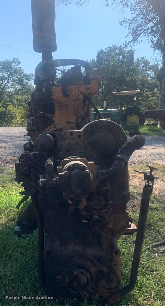 image for item MH9790 1989 Case W30  Motor and Transmission only