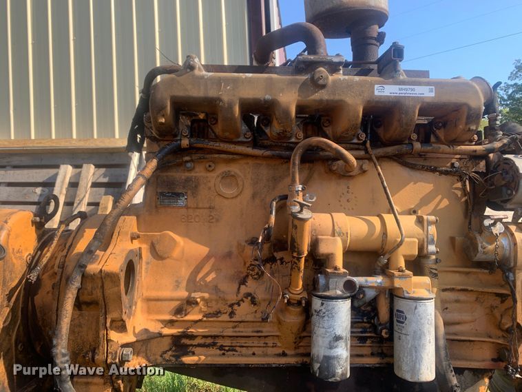 image for item MH9790 1989 Case W30  Motor and Transmission only