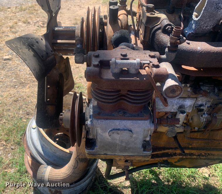 image for item MH9790 1989 Case W30  Motor and Transmission only