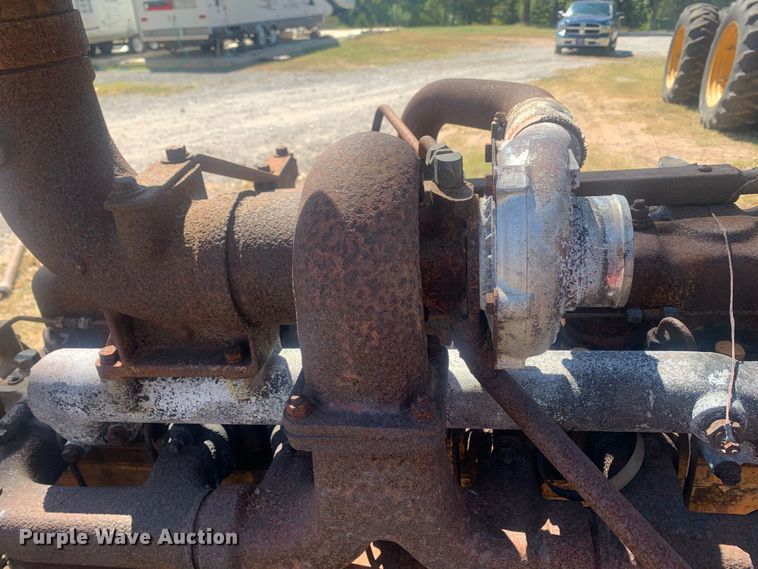 image for item MH9790 1989 Case W30  Motor and Transmission only