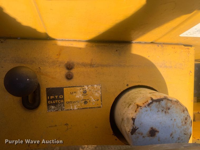 image for item MH9793 International 154 Cub Lo-Boy  lawn mower