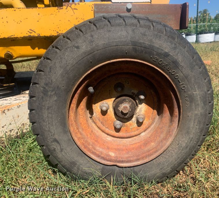 image for item MH9793 International 154 Cub Lo-Boy  lawn mower