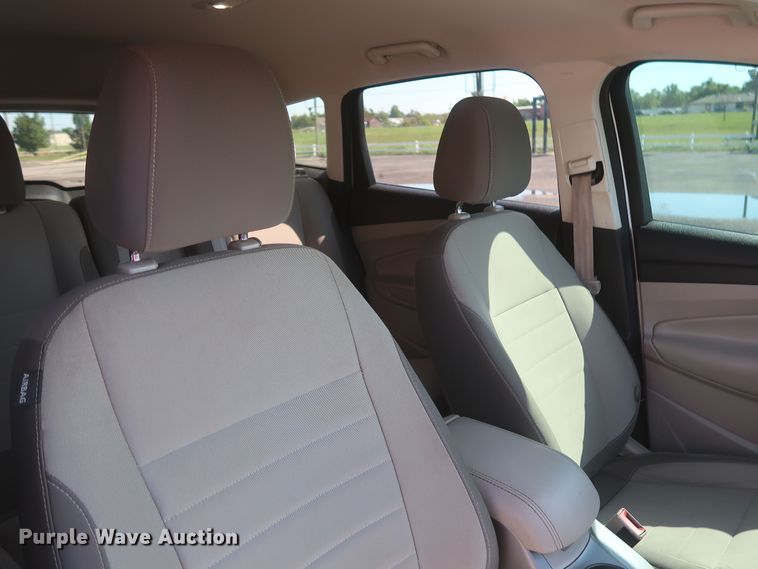 image for item MJ9162 2016 Ford Escape SE  SUV