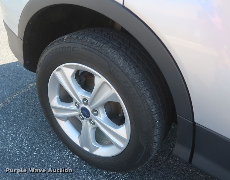 image for item MJ9162 2016 Ford Escape SE  SUV